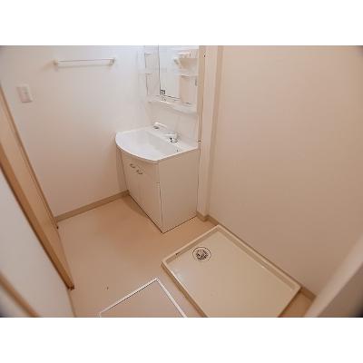 Ｃｒｅａｔｉｏｎ 103【管理NO：1-020016201-01030】 ★家具家電は申し込み後に搬入します★の物件画像