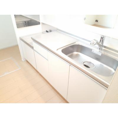 エトワール・イースト 101【管理NO：1-019091701-01010】 ★家具家電は申し込み後に搬入します★の物件画像