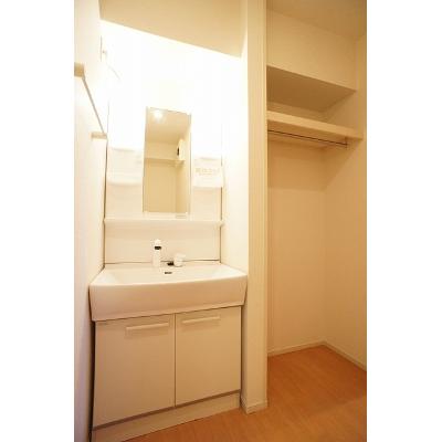 アル　マーレ 203【管理NO：1-021036501-02030】 ★家具家電は申し込み後に搬入します★ ★2026年10月中旬入居可能★の物件画像
