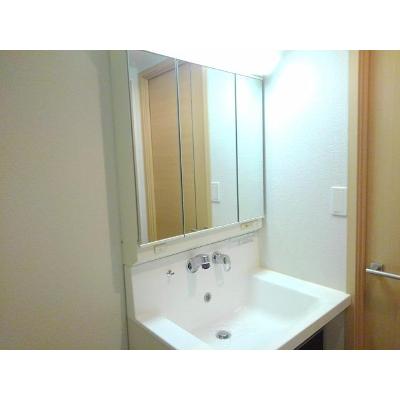 クレメント　Ｂ 201【管理NO：1-017386302-02010】 ★家具家電は申し込み後に搬入します★の物件画像