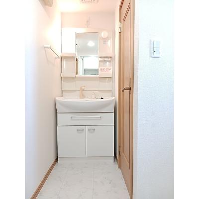 ブラウベルク　Ｂ 103【管理NO：1-012807902-01030】 ★家具家電は申し込み後に搬入します★ ★2026年10月上旬入居可能★の物件画像
