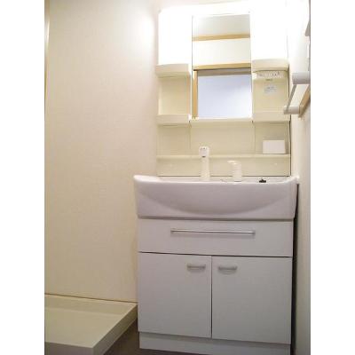 ベルソーＢ 102【管理NO：1-012998502-01020】 ★家具家電は申し込み後に搬入します★ ★2026年10月中旬入居可能★の物件画像