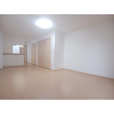 グランディールＣ 104【管理NO：1-016725301-01040】 ★家具家電は申し込み後に搬入します★の物件画像