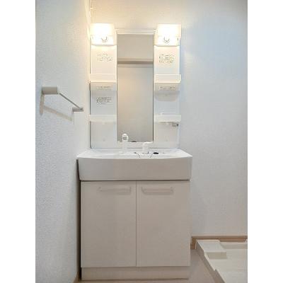 グランディールＣ 104【管理NO：1-016725301-01040】 ★家具家電は申し込み後に搬入します★の物件画像