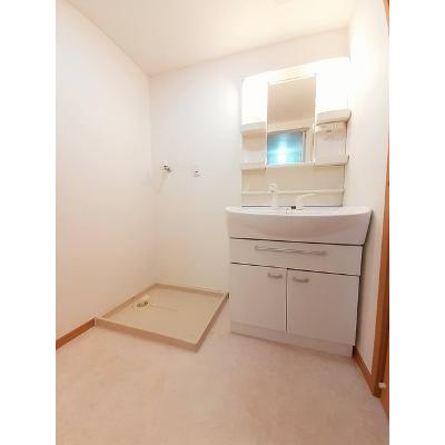 グレィス 203【管理NO：1-013378201-02030】 ★家具家電は申し込み後に搬入します★の物件画像