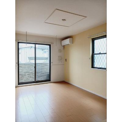 フォレストビュー 101【管理NO：1-019693901-01010】 ★家具家電は申し込み後に搬入します★ ★2026年10月上旬入居可能★の物件画像