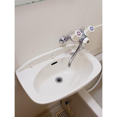 ファミール彩 205【管理NO：1-004792201-02050】 ★家具家電は申し込み後に搬入します★の物件画像