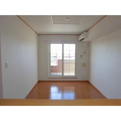 ハナミズキ 202【管理NO：1-013558701-02020】 ★家具家電は申し込み後に搬入します★ ★2026年10月中旬入居可能★の物件画像