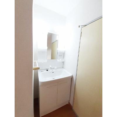 サンビューラーＢ 105【管理NO：1-004080101-01050】 ★家具家電は申し込み後に搬入します★ ★2026年10月上旬入居可能★の物件画像