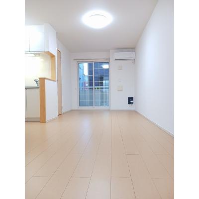 アプローズ 102【管理NO：1-019272301-01020】 ★家具家電は申し込み後に搬入します★ ★2026年10月中旬入居可能★の物件画像