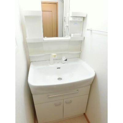ローレル藤沢 101【管理NO：1-013806401-01010】 ★家具家電は申し込み後に搬入します★ ★2026年10月上旬入居可能★の物件画像