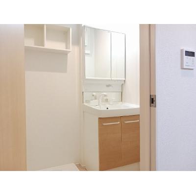 アモーレ篠原橋 302【管理NO：1-022909801-03020】 ★家具家電は申し込み後に搬入します★ ★2026年10月中旬入居可能★の物件画像