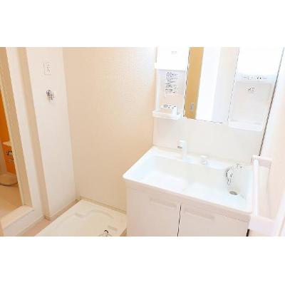 サンフォーリア 101【管理NO：1-022172901-01010】 ★家具家電は申し込み後に搬入します★ ★2026年11月上旬入居可能★の物件画像