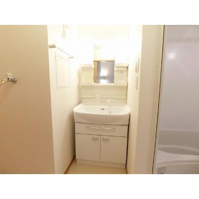 ロジュマンＥ 205【管理NO：1-014188702-02040】 ★家具家電は申し込み後に搬入します★ ★2026年10月中旬入居可能★の物件画像