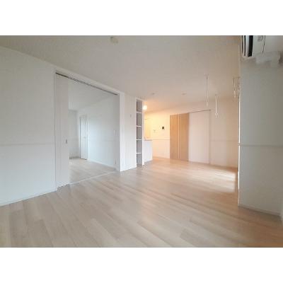 ラシュレ白浜 101【管理NO：1-026106101-01010】 ★家具家電は申し込み後に搬入します★ ★2026年10月上旬入居可能★の物件画像