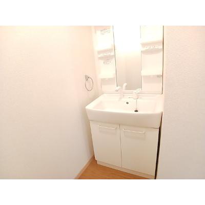 エスポワール鎌倉 203【管理NO：1-004661001-02030】 ★家具家電は申し込み後に搬入します★の物件画像