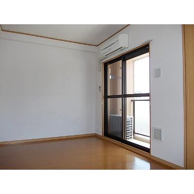 ラ・プラージュ 206【管理NO：1-013217301-02050】 ★家具家電は申し込み後に搬入します★ ★2026年10月中旬入居可能★の物件画像
