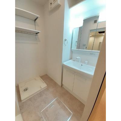 フリーデⅢ 201【管理NO：1-025509003-02010】 ★家具家電は申し込み後に搬入します★ ★2026年10月中旬入居可能★の物件画像