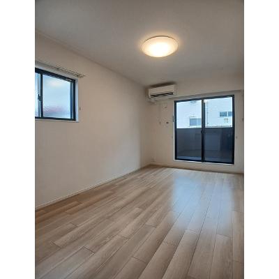 リヴェール 201【管理NO：1-028432201-02010】 ★家具家電は申し込み後に搬入します★ ★2026年10月上旬入居可能★の物件画像