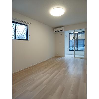 リヴェール 101【管理NO：1-028432201-01010】 ★家具家電は申し込み後に搬入します★ ★2026年10月上旬入居可能★の物件画像