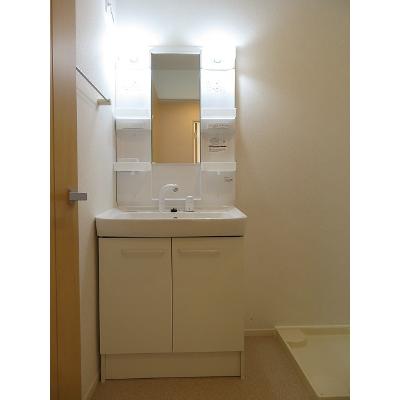 アルモニー 202【管理NO：1-023500101-02020】 ★家具家電は申し込み後に搬入します★ ★2026年10月中旬入居可能★の物件画像