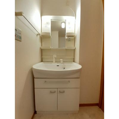 ベルファミーユ 103【管理NO：1-014497501-01030】 ★家具家電は申し込み後に搬入します★ ★2026年10月中旬入居可能★の物件画像