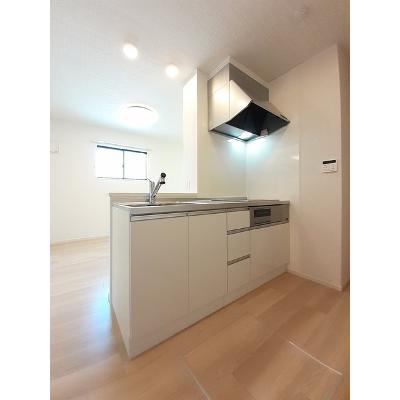 オランジェ 103【管理NO：1-027633501-01030】 ★家具家電は申し込み後に搬入します★ ★2026年11月中旬入居可能★の物件画像