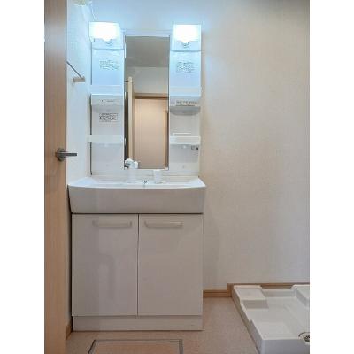 ＡＩＲＡ　　Ⅰ 203【管理NO：1-016601901-02030】 ★家具家電は申し込み後に搬入します★の物件画像