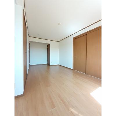 ボニート　ロッサ 103【管理NO：1-010558601-01030】 ★家具家電は申し込み後に搬入します★の物件画像