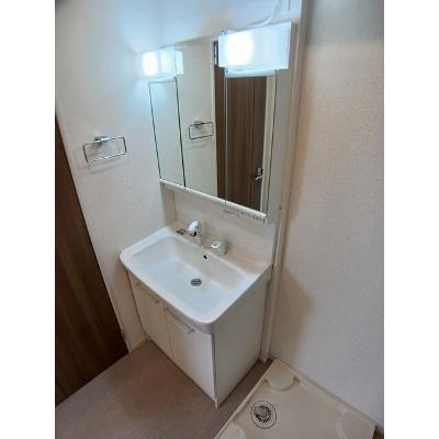シャ　ティグレ 301【管理NO：1-026307601-03010】 ★家具家電は申し込み後に搬入します★の物件画像