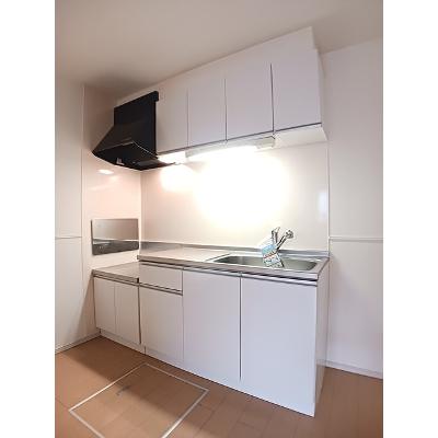 スザンヌ　ラングランＤ 101【管理NO：1-018404503-01010】 ★家具家電は申し込み後に搬入します★の物件画像