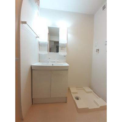 リアンＡ 103【管理NO：1-021892901-01030】 ★家具家電は申し込み後に搬入します★の物件画像
