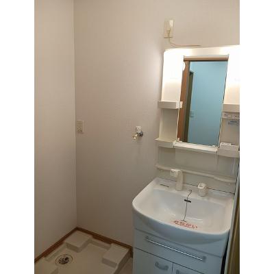 ベルカーナ 103【管理NO：1-014524301-01030】 ★家具家電は申し込み後に搬入します★ ★2026年10月上旬入居可能★の物件画像