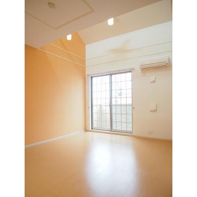 ヴィオラ 102【管理NO：1-018734901-01020】 ★家具家電は申し込み後に搬入します★ ★2026年10月中旬入居可能★の物件画像