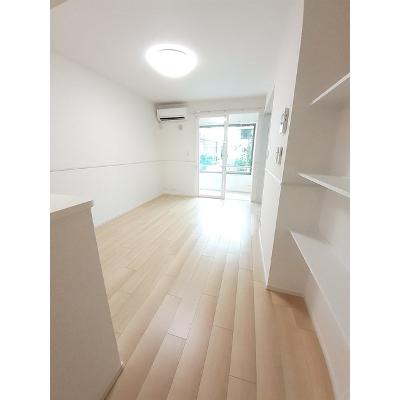 グレイス光 101【管理NO：1-026313802-01010】 ★家具家電は申し込み後に搬入します★の物件画像
