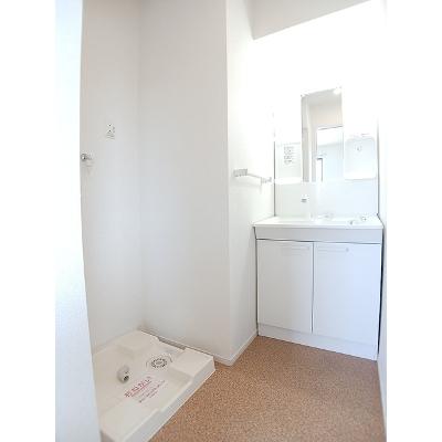 ＢｒｕｎｏⅤ 303【管理NO：1-022520402-03030】 ★家具家電は申し込み後に搬入します★の物件画像
