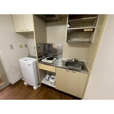 ＜角部屋＞JR・東西線『中野駅』徒歩9分！中野ブロードウェイ・サンモール商店街至近でお買い物に便利！オートロック付・鉄筋コンクリート造マンション・出張でのご利用や学生さんにもオススメです◇ＭＨ中野Ｃの物件画像