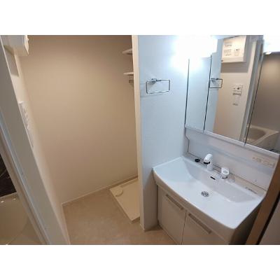 クラール 201【管理NO：1-028033001-02010】 ★家具家電は申し込み後に搬入します★ ★2026年10月中旬入居可能★の物件画像