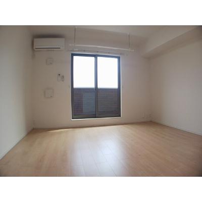 メゾン・ド・ルピナス　Ⅰ 202【管理NO：1-025038201-02020】 ★家具家電は申し込み後に搬入します★の物件画像