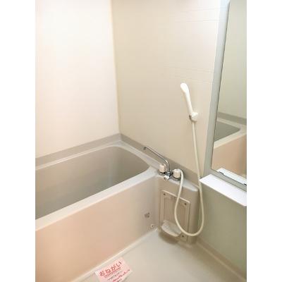 カーサフィオーレｓｉｘ 101【管理NO：1-013792601-01010】 ★家具家電は申し込み後に搬入します★の物件画像
