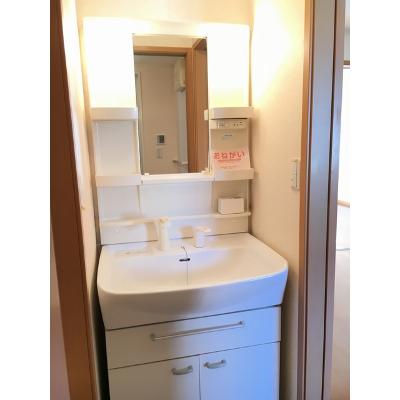 カーサフィオーレｓｉｘ 101【管理NO：1-013792601-01010】 ★家具家電は申し込み後に搬入します★の物件画像