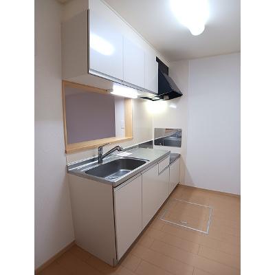 グランソレイユＫＯ　Ⅴ 103【管理NO：1-015954601-01030】 ★家具家電は申し込み後に搬入します★の物件画像