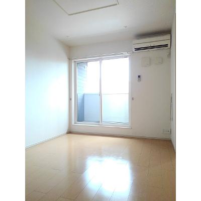 レイ・セレッソ 202【管理NO：1-017824101-02020】 ★家具家電は申し込み後に搬入します★ ★2026年10月中旬入居可能★の物件画像