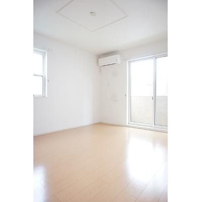 ルーナ・ジェーナⅡ 102【管理NO：1-020845902-01020】 ★家具家電は申し込み後に搬入します★ ★2026年10月上旬入居可能★の物件画像