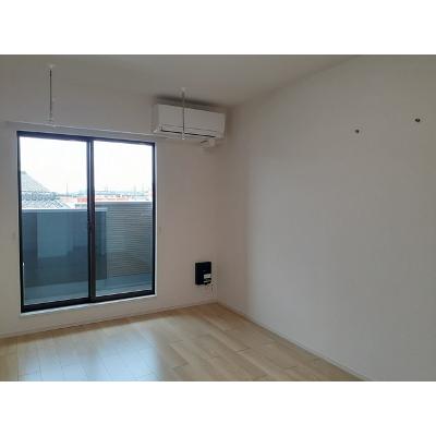 クヴェレ 201【管理NO：1-026965001-02010】 ★家具家電は申し込み後に搬入します★ ★2026年10月上旬入居可能★の物件画像