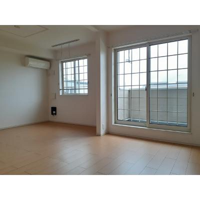 アジュール 204【管理NO：1-018334101-02040】 ★家具家電は申し込み後に搬入します★ ★2026年10月中旬入居可能★の物件画像