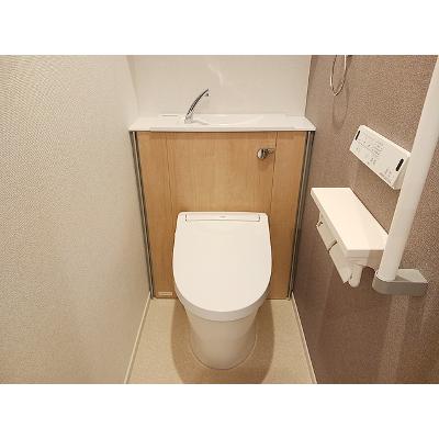 ビオレタＡ 202【管理NO：1-028442401-02020】 ★家具家電は申し込み後に搬入します★の物件画像