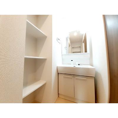 キャトル　セゾン 305【管理NO：1-027375601-03050】 ★家具家電は申し込み後に搬入します★の物件画像