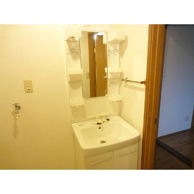 シャインレイク 104【管理NO：1-007532601-01040】 ★家具家電は申し込み後に搬入します★ ★2026年10月中旬入居可能★の物件画像