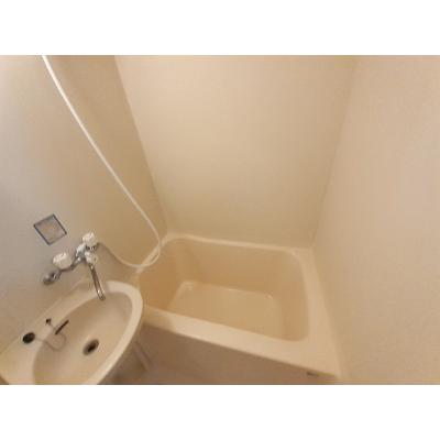 エルディム西Ａ 201【管理NO：1-003960601-02010】 ★家具家電は申し込み後に搬入します★の物件画像
